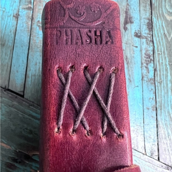 Handmade Leather Journal - Picture 16 of 16